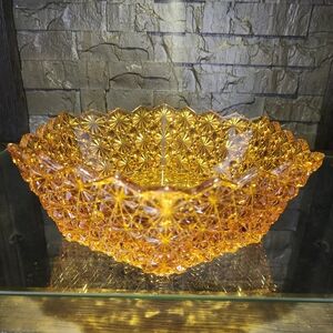 Vintage LE Smith Amber Daisy & Button Sawtooth Hexagon 9.5" Centerpiece Bowl